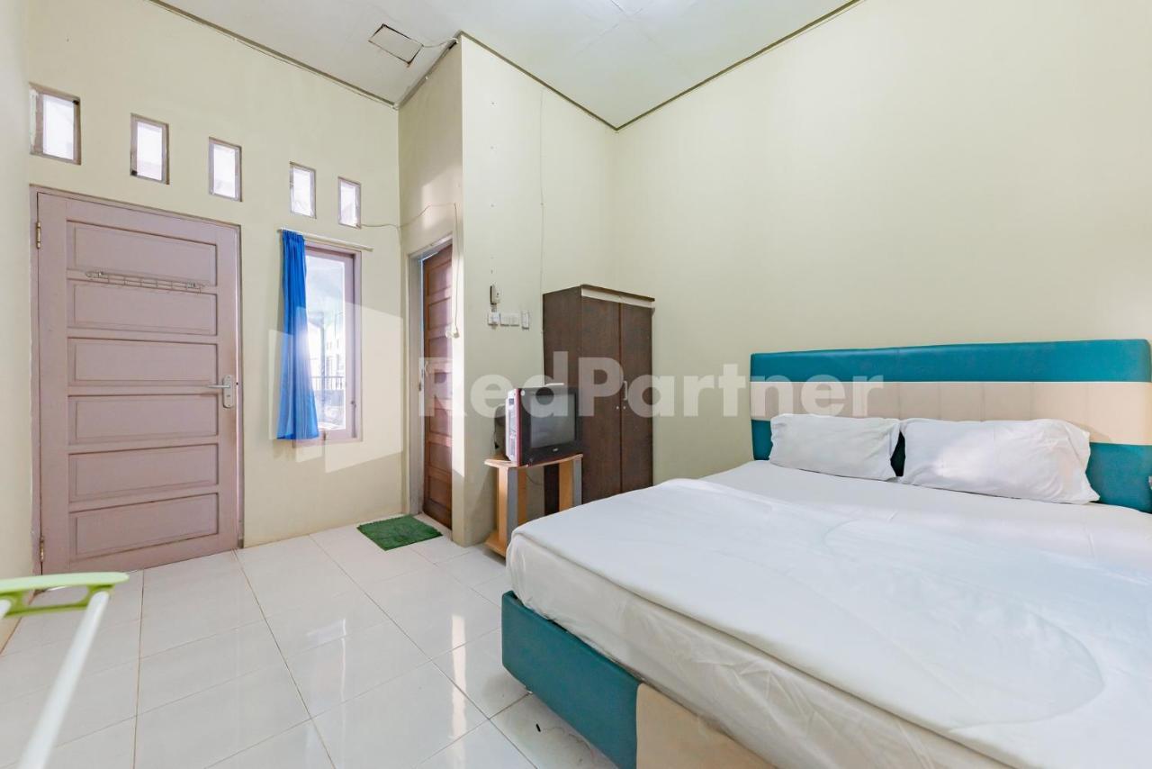 Ana Guest House Syariah Mitra Reddoorz Banjarbaru Εξωτερικό φωτογραφία